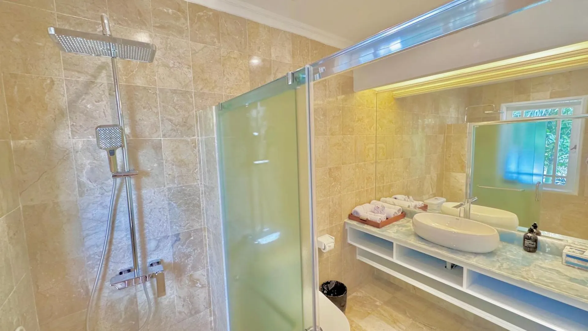 Emerald Luxury & Comfort Villa In Nusa Dua Nusa Dua
