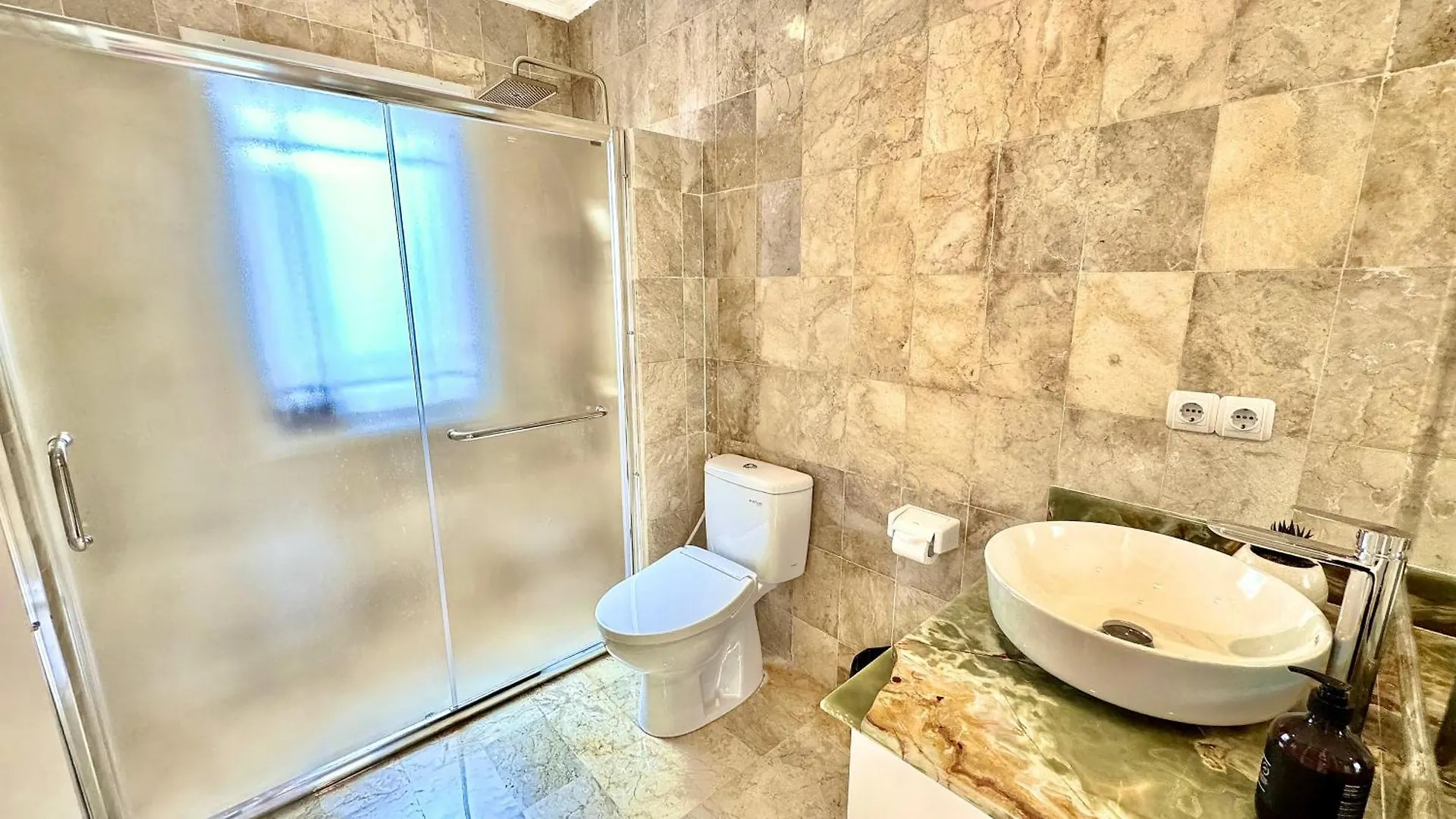 Emerald Luxury & Comfort Villa In Nusa Dua Nusa Dua  0*, Nusa Dua (Bali) Indonesia