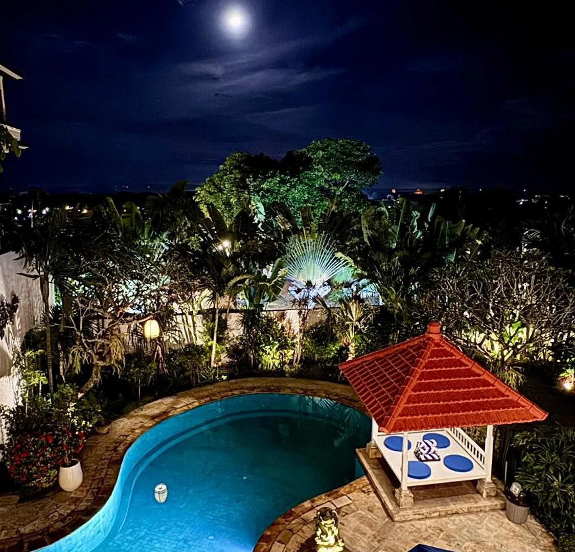 Emerald Luxury & Comfort Villa In Nusa Dua Nusa Dua