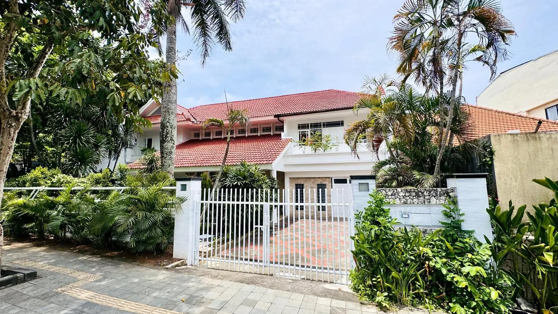 Emerald Luxury & Comfort Villa In Nusa Dua 0*, Nusa Dua (Bali) Indonesia